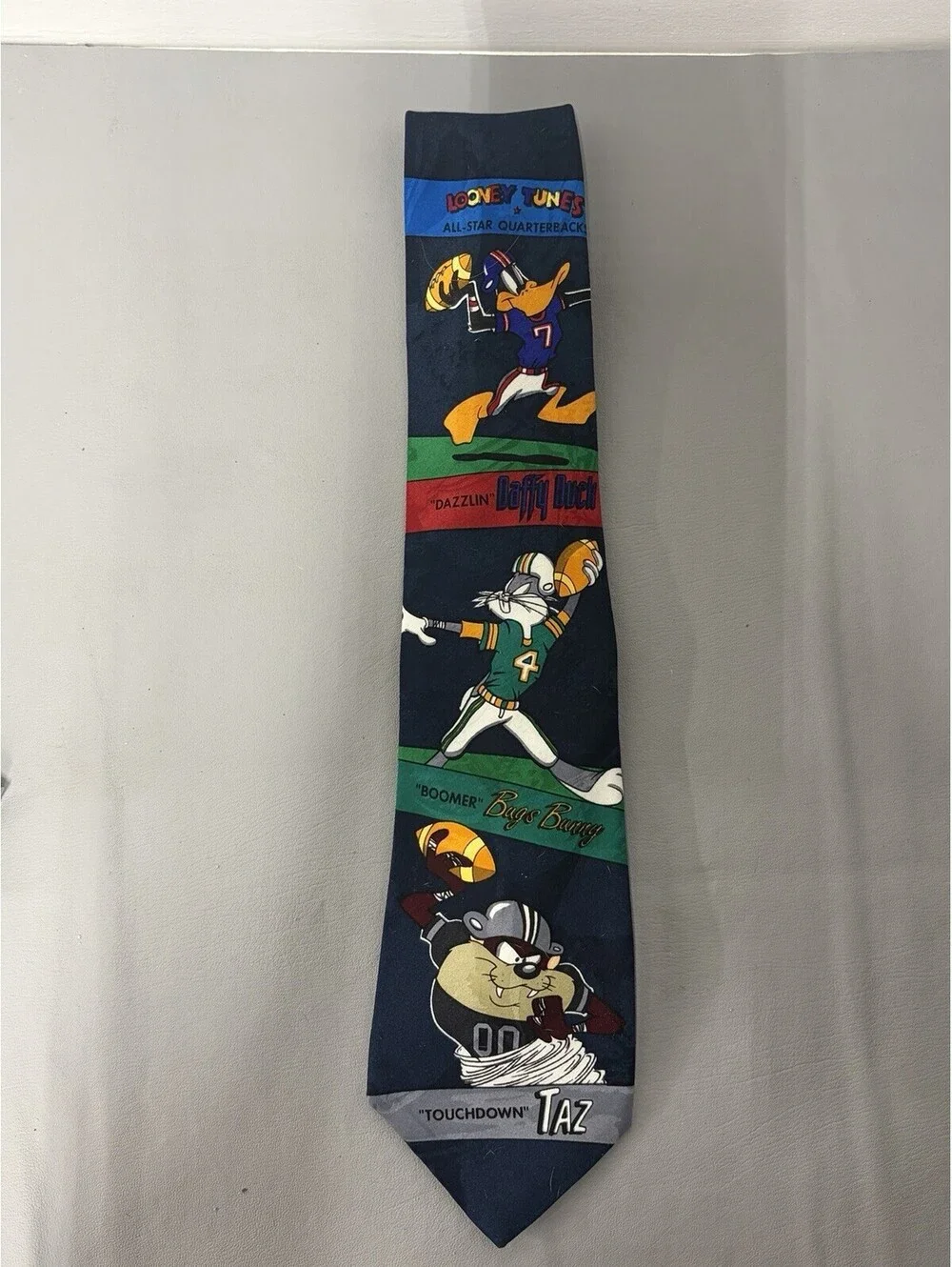 Vintage LOONEY TUNES All-Star Quarterbacks Football Neck Tie Taz Bugs Daffy